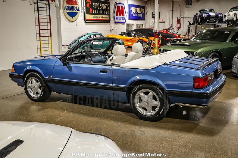1989 Ford Mustang LX image 24