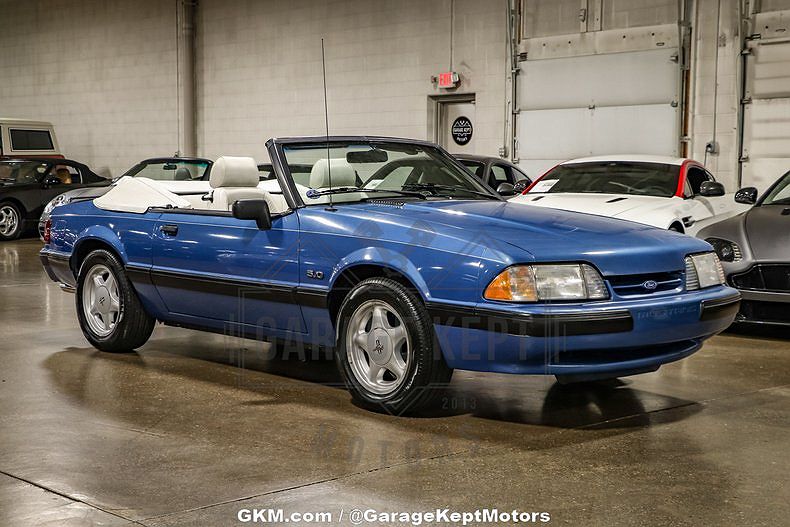 1989 Ford Mustang LX image 31