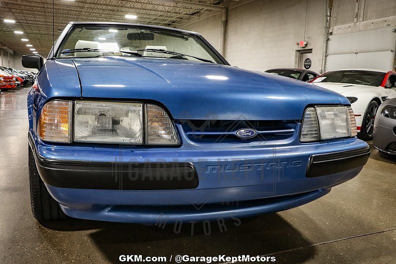 1989 Ford Mustang LX image 34