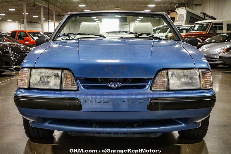 1989 Ford Mustang LX image 36