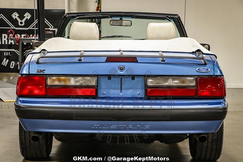 1989 Ford Mustang LX image 54