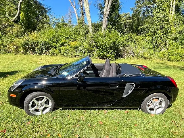 2002 Toyota MR2 Spyder