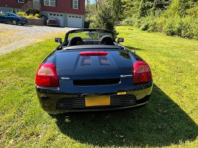 2002 Toyota MR2 Spyder