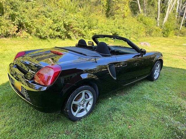 2002 Toyota MR2 Spyder