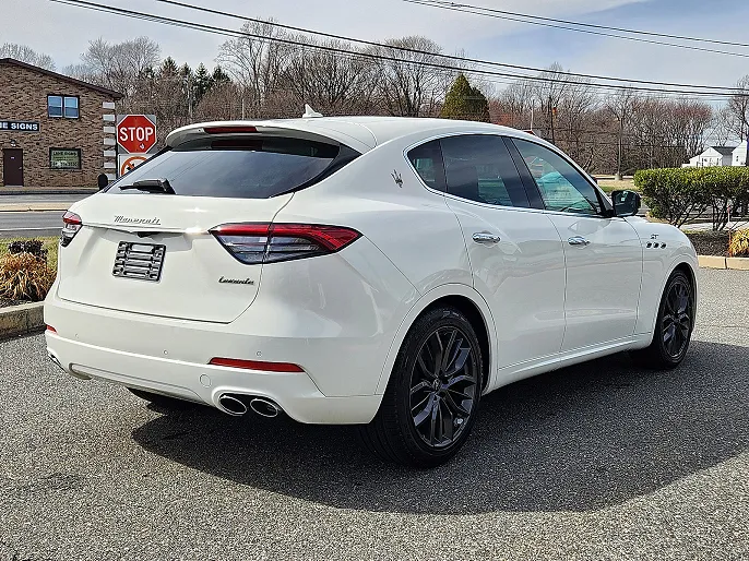 2024 Maserati Levante