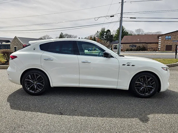2024 Maserati Levante