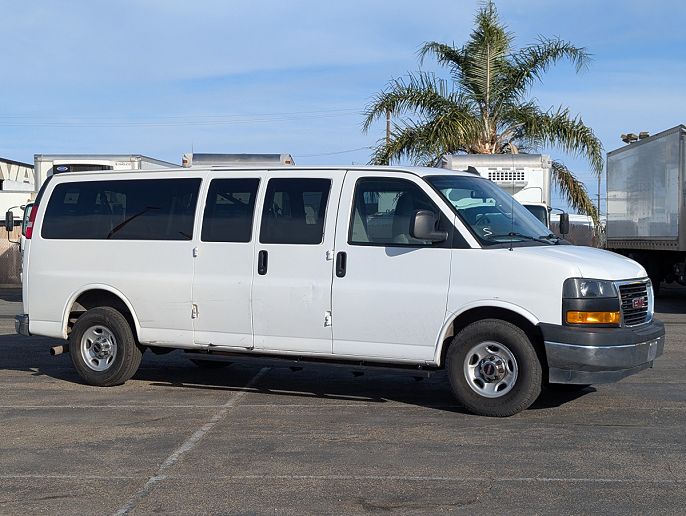 2018 GMC Savana