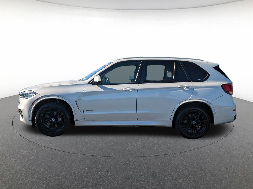 2018 BMW X5 xDrive35i image 3