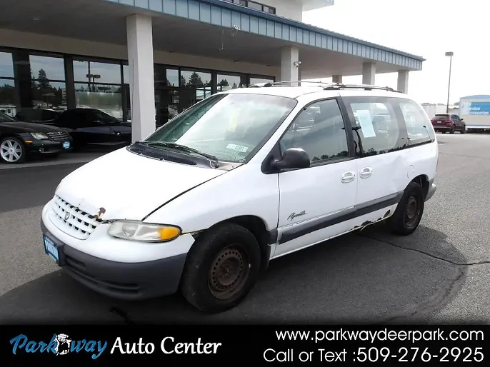 1999 Plymouth Voyager