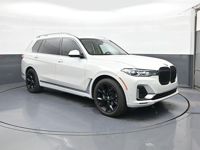 2021 BMW X7