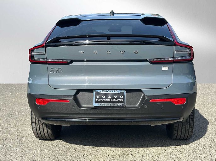 2023 Volvo C40
