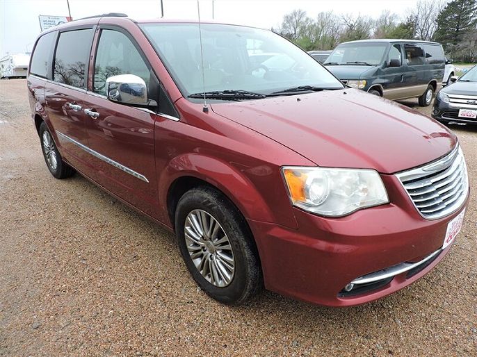 2013 Chrysler Town & Country