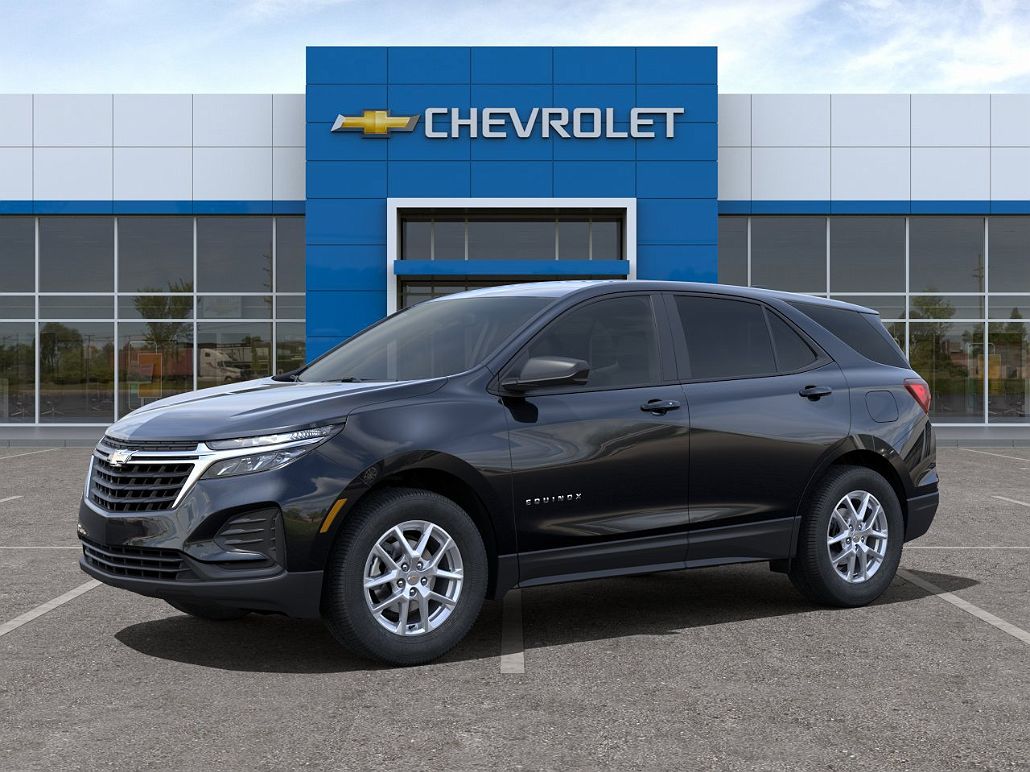 2024 Chevrolet Equinox LS image 1