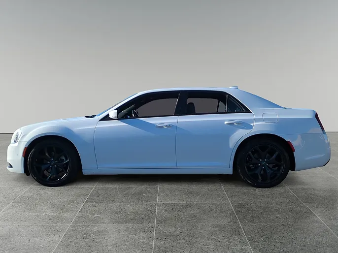 2022 Chrysler 300