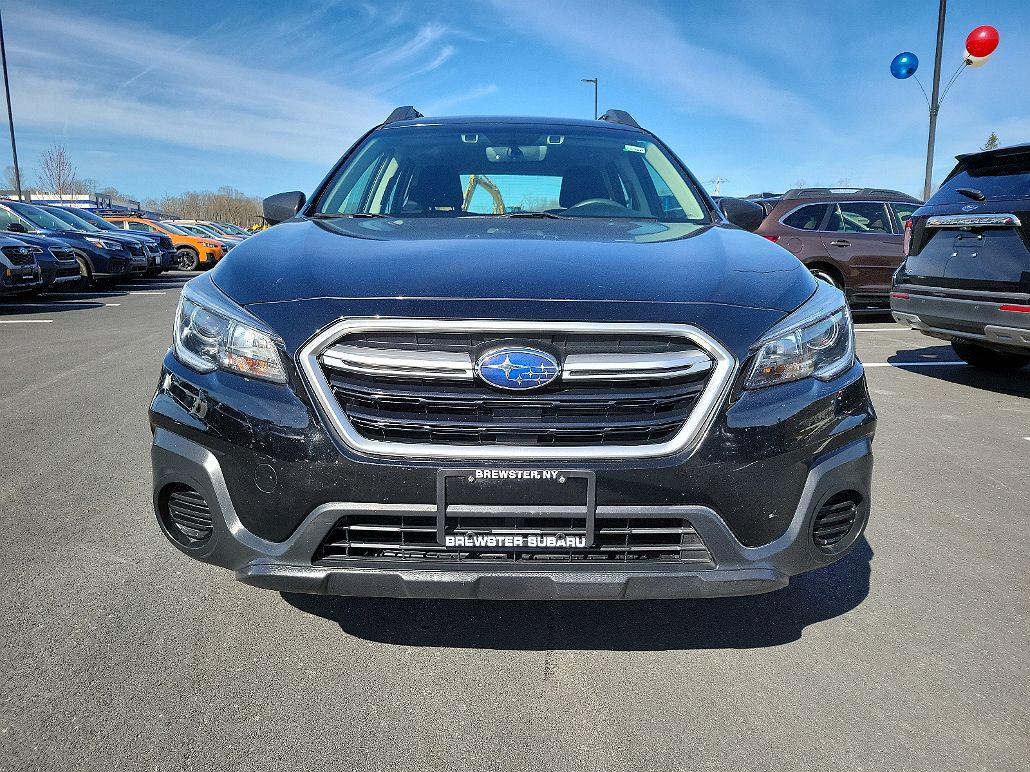 2019 Subaru Outback 2.5i image 1