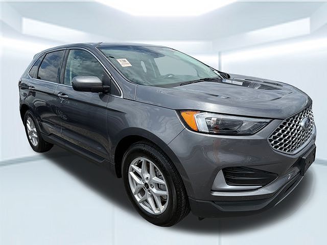 2023 Ford Edge
