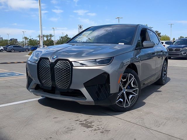 2025 BMW iX