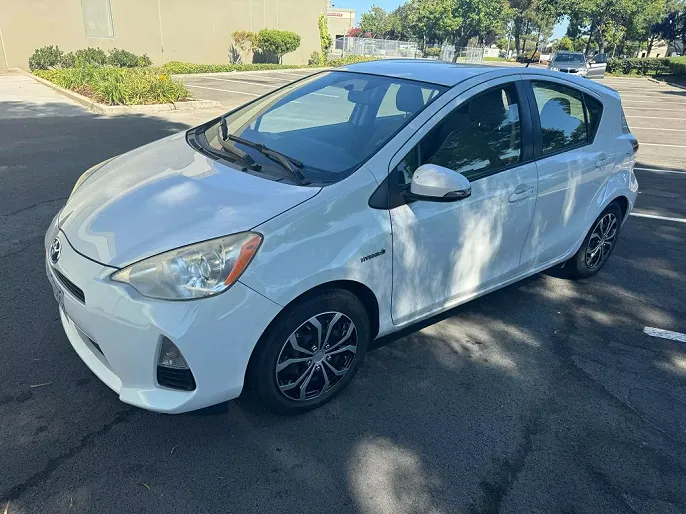 2013 Toyota Prius c