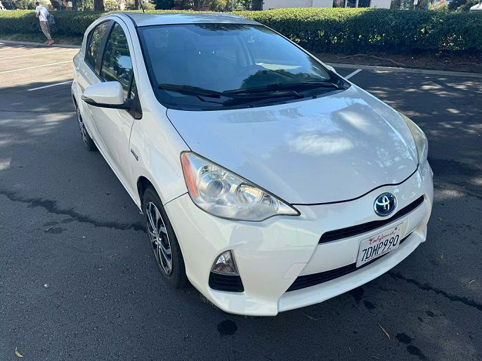 2013 Toyota Prius c