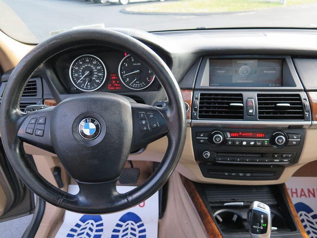 2009 BMW X5 xDrive48i image 17