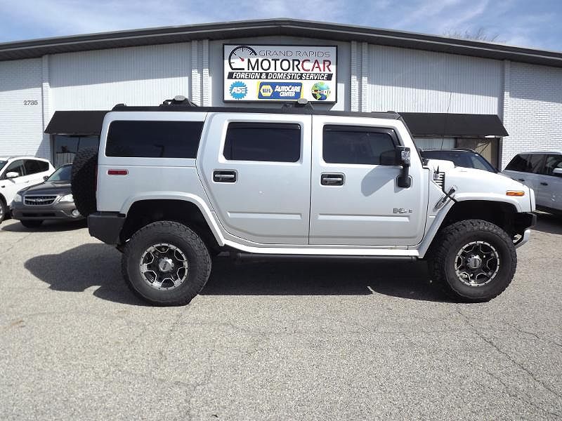 2009 Hummer H2 Luxury image 5