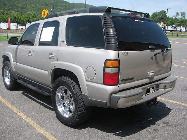 2006 Chevrolet Tahoe null image 2