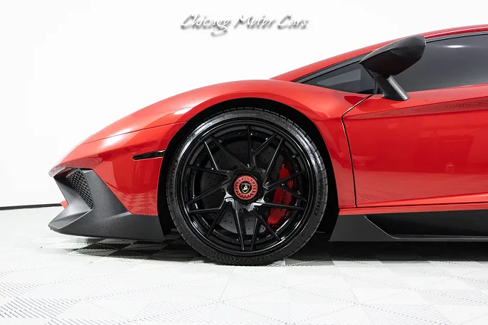 2016 Lamborghini Aventador