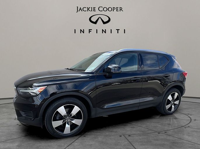 2020 Volvo XC40