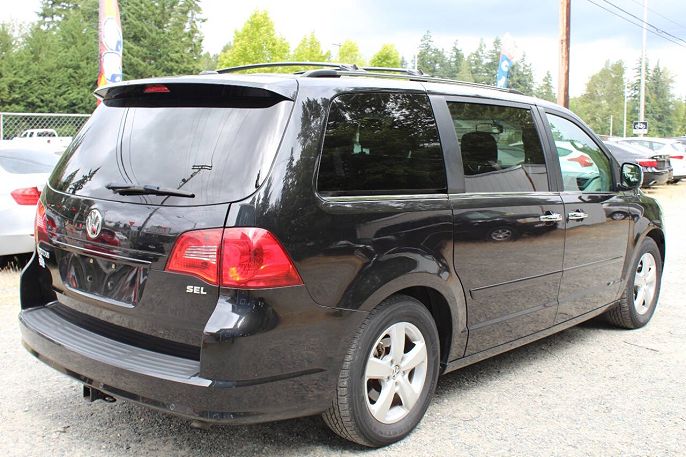 2010 Volkswagen Routan