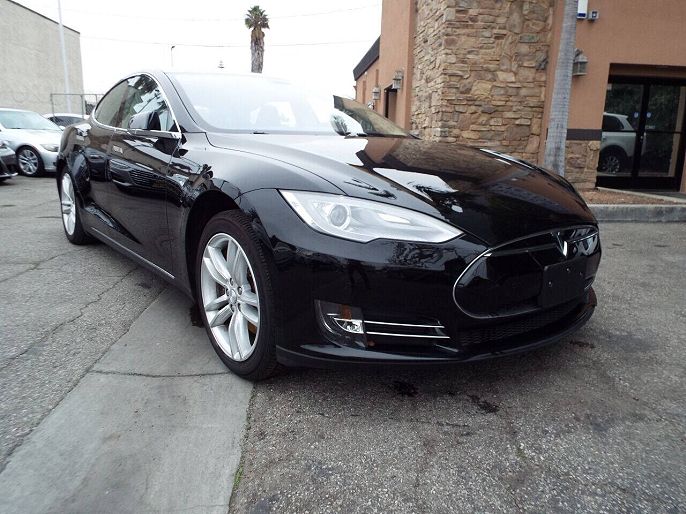 2014 Tesla Model S