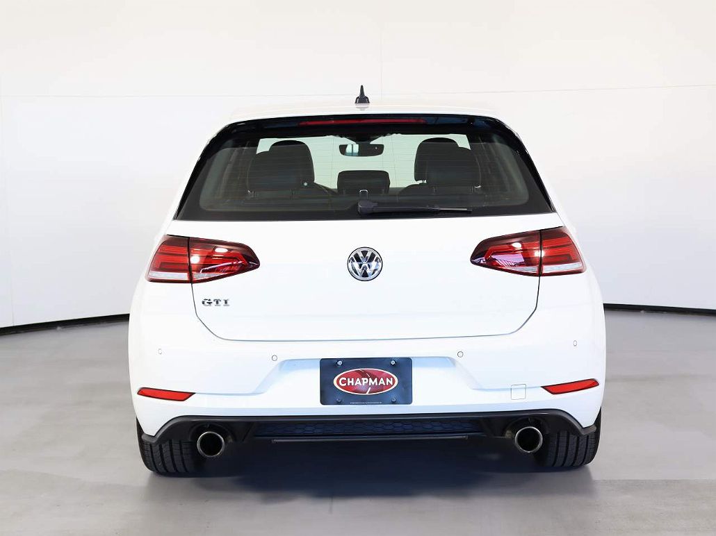 2018 Volkswagen Golf Autobahn image 2