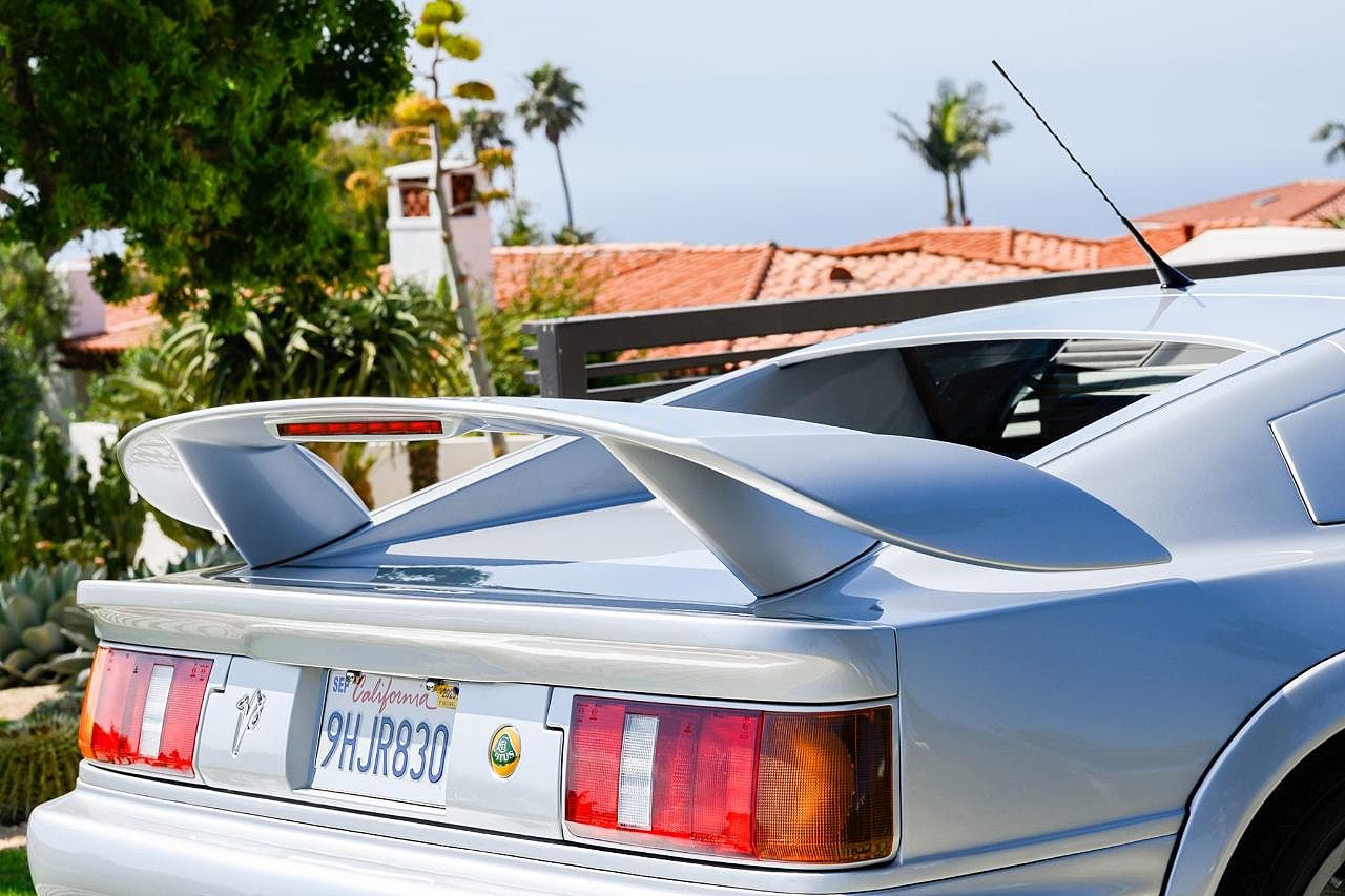 2000 Lotus Esprit