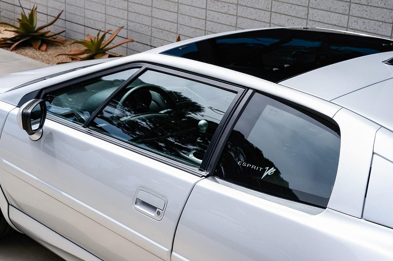 2000 Lotus Esprit