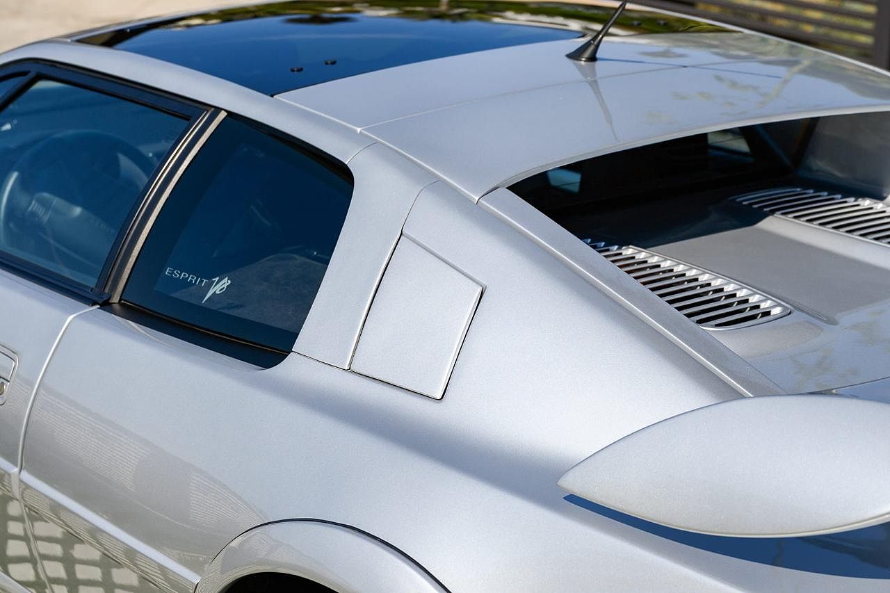 2000 Lotus Esprit