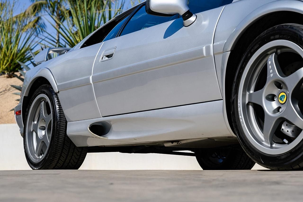 2000 Lotus Esprit