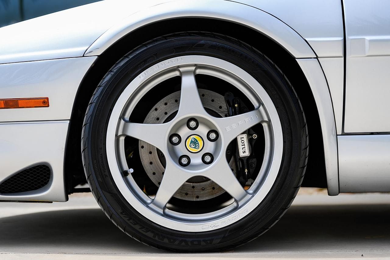 2000 Lotus Esprit