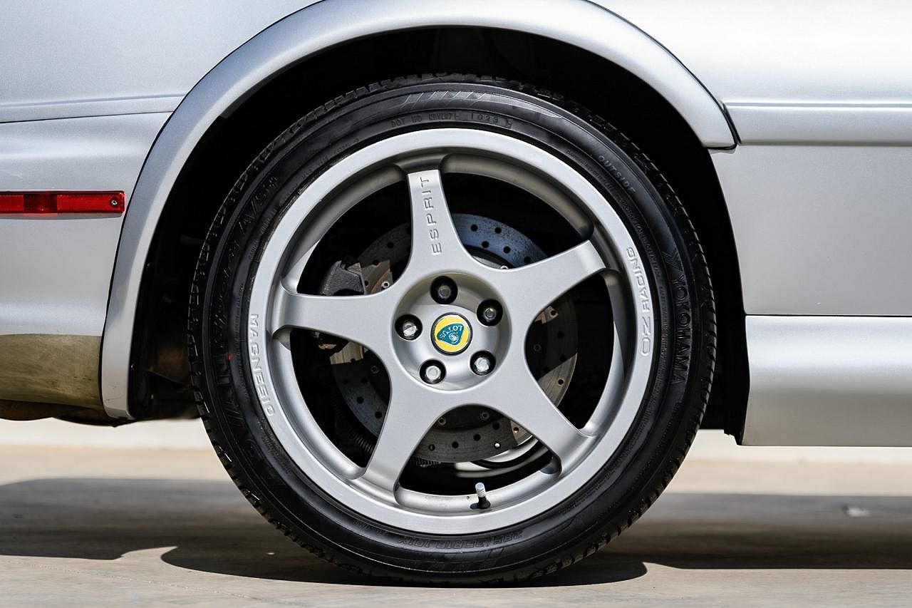 2000 Lotus Esprit