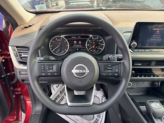 2023 Nissan Rogue SV photo 8