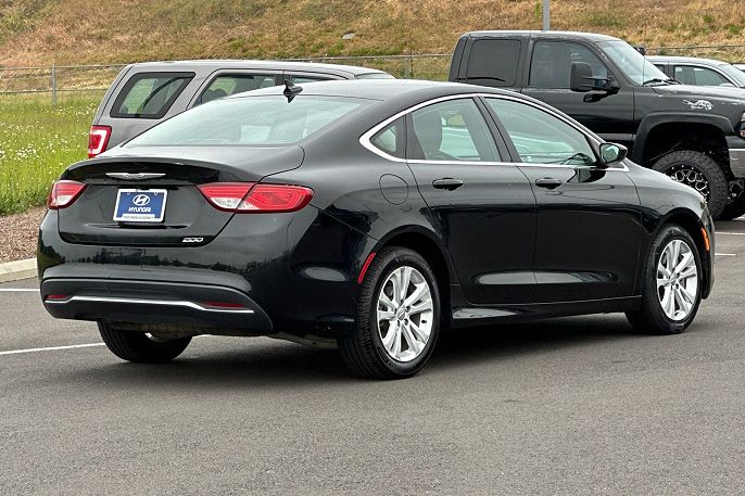 2015 Chrysler 200