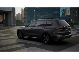 2026 BMW X7