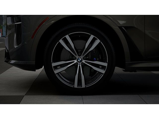 2026 BMW X7