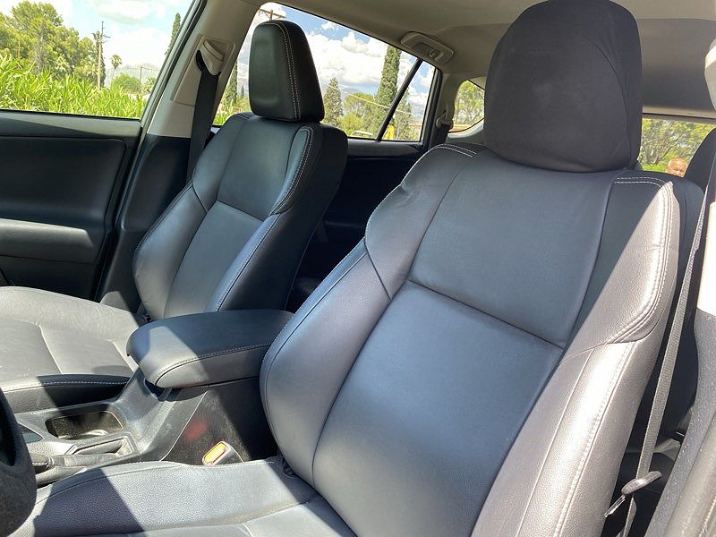 2018 Toyota RAV4 Limited Edition image 23