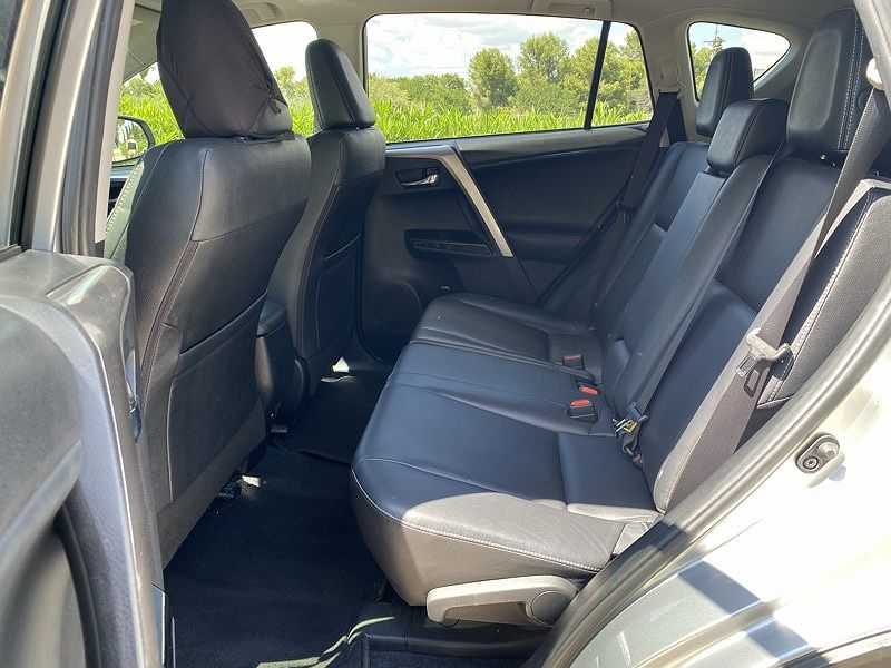 2018 Toyota RAV4 Limited Edition image 25