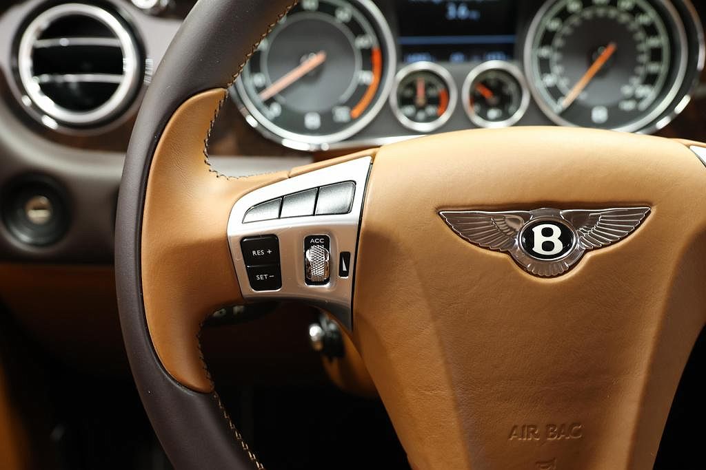 2012 Bentley Continental GT image 22