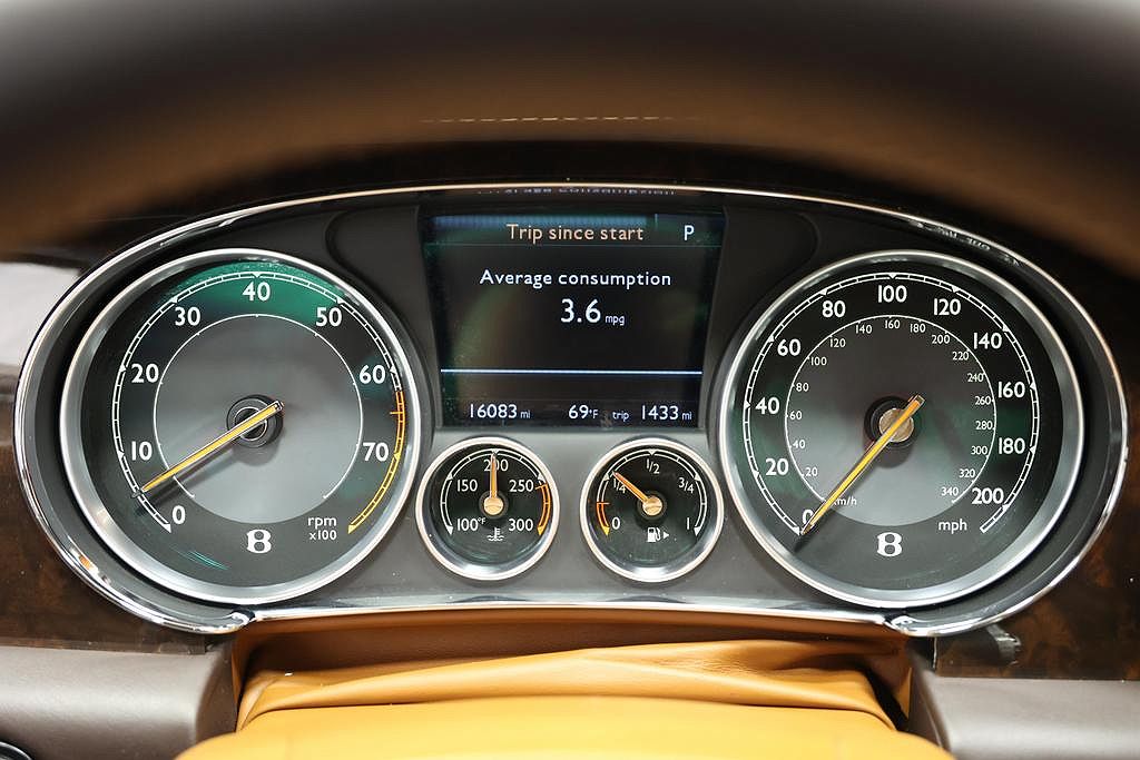 2012 Bentley Continental GT image 27