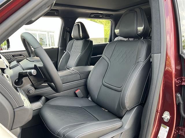 2025 Infiniti QX80