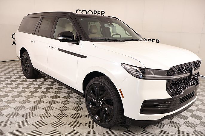 2027 Lincoln Navigator L