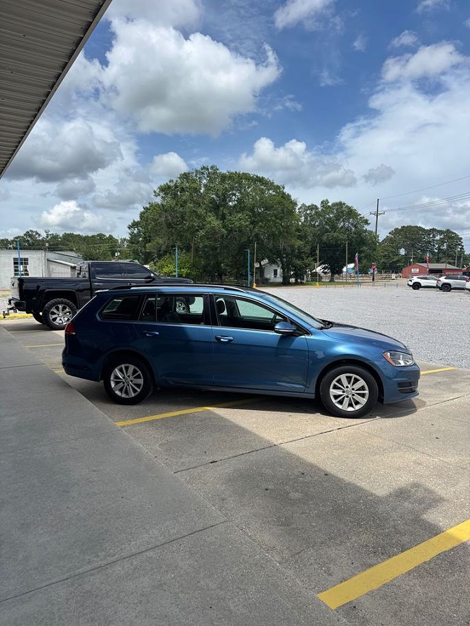 2017 Volkswagen Golf