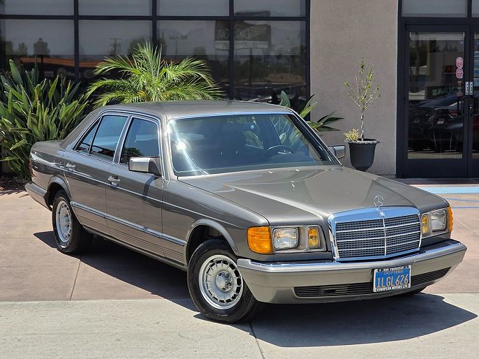 1984 Mercedes-Benz 300