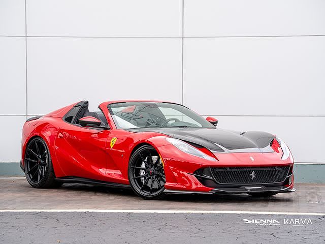 2021 Ferrari 812 GTS